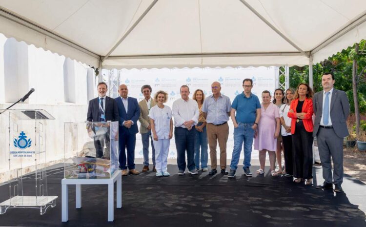  El Hospital San Juan de Dios de Tenerife coloca la primera piedra del edificio de Oncología Integral y Consultas Multiespecialidades.